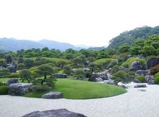 庭園と石